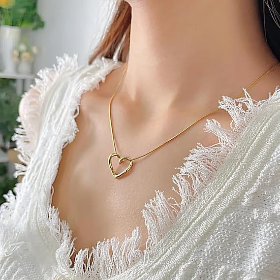 Dainty Heart Snake Chain Necklace NCK-009